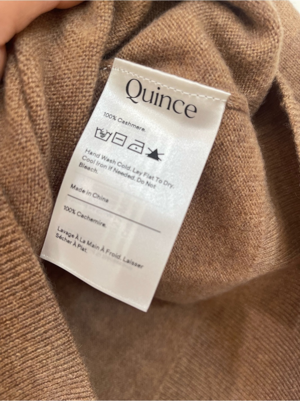 Quince Mongolian Cashmere Crewneck Sweater - Picture 4 of 5